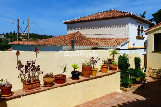 3 Bed Detached Villa for sale in Mijas Costa, Costa del Sol