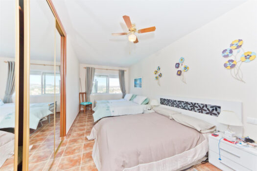 6 Bed Detached Villa for sale in Mijas Golf, Costa del Sol