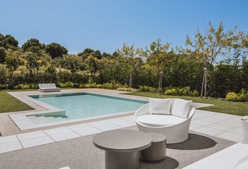 4 Bed Detached Villa for sale in Estepona, Costa del Sol