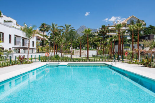 2 Bed Ground Floor Apartment for sale in Marbella, Costa del Sol