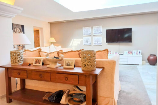 3 Bed Detached Villa for sale in Nueva Andalucia, Costa del Sol