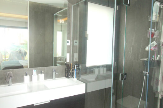 4 Bed Detached Villa for sale in The Golden Mile, Costa del Sol