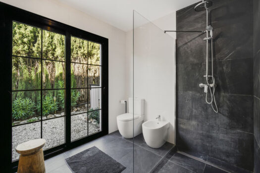 4 Bed Detached Villa for sale in Elviria, Costa del Sol