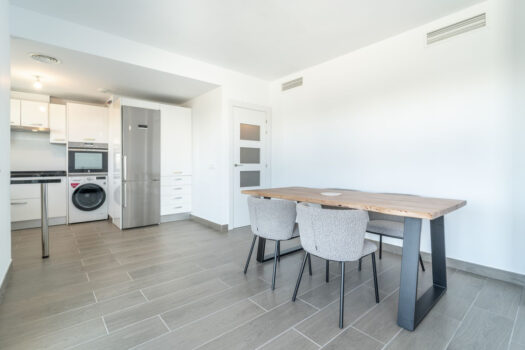 3 Bed Middle Floor Apartment for sale in Torremolinos, Costa del Sol