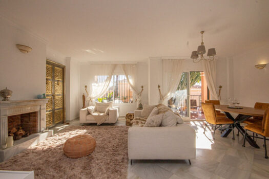 Samostatná vila – 4 ložnice – Riviera del Sol
