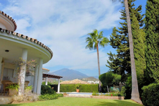 3 Bed Detached Villa for sale in Nueva Andalucia, Costa del Sol