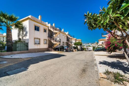 Bungalov v horním patře se soukromou střešní terasou