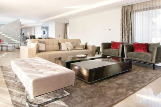 6 Bed Detached Villa for sale in La Quinta, Costa del Sol