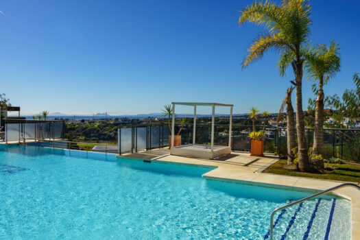 Dvoulůžkový byt na středním patře na prodej v Los Flamingos, Costa del Sol