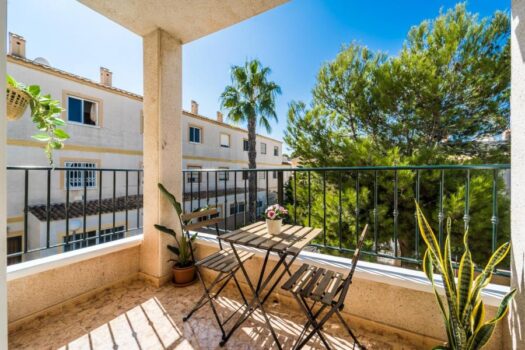 Bungalov v horním patře se soukromou střešní terasou