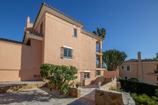 Samostatná vila – 4 ložnice – Riviera del Sol