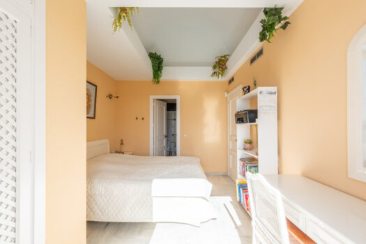 2 Bed Middle Floor Apartment for sale in Benalmadena, Costa del Sol