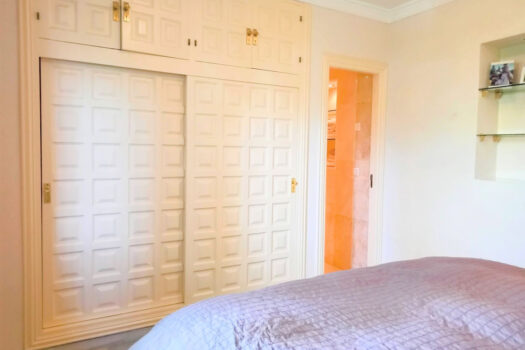 3 Bed Detached Villa for sale in Nueva Andalucia, Costa del Sol