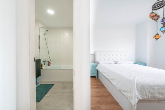 3 Bed Middle Floor Apartment for sale in Malaga Centro, Costa del Sol