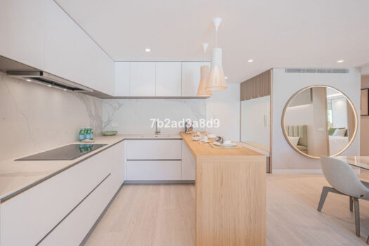 3 Bed Ground Floor Apartment for sale in The Golden Mile, Costa del Sol