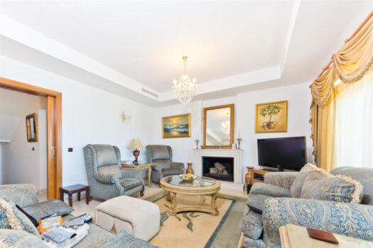 6 Bed Detached Villa for sale in Mijas Golf, Costa del Sol