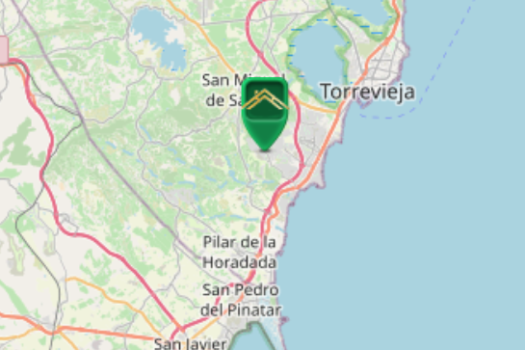 Bungalov v horním patře se soukromou střešní terasou