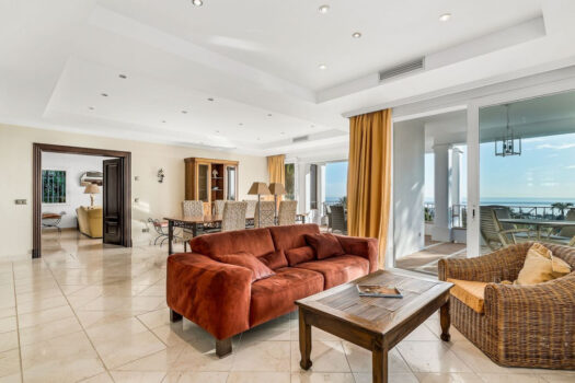 4 Bed Detached Villa for sale in Marbella, Costa del Sol