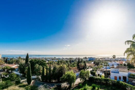 4 Bed Detached Villa for sale in Marbella, Costa del Sol