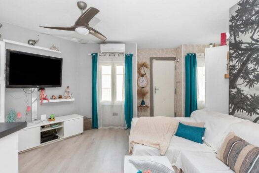 Mezonet 20 METRŮ od pláže La Mata.