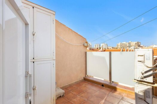 Mezonet 20 METRŮ od pláže La Mata.