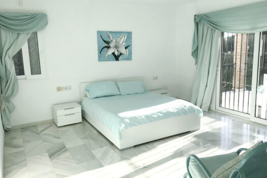 Samostatná vila – 4 ložnice – Mijas