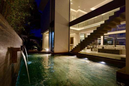 6 Bed Detached Villa for sale in Elviria, Costa del Sol