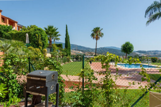 4 Bed Terraced Townhouse for sale in Benahavis, Costa del Sol