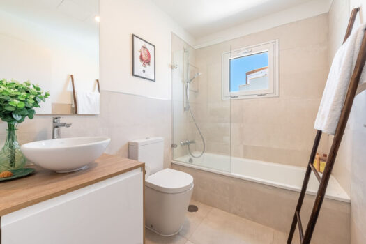 3 Bed Penthouse Apartment for sale in Fuengirola, Costa del Sol