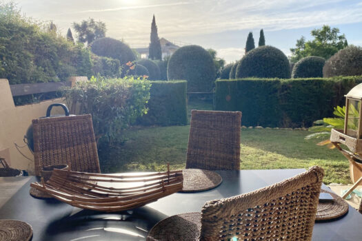 2 Bed Ground Floor Apartment for sale in Los Flamingos, Costa del Sol