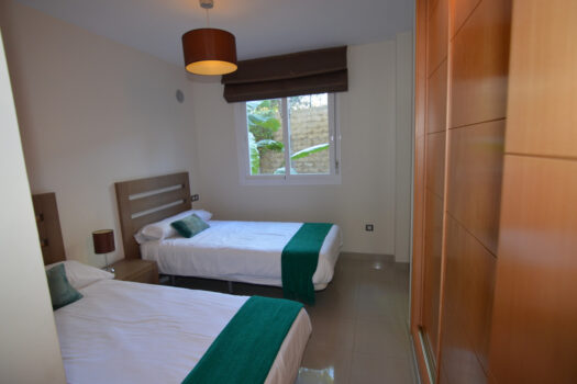 2 Bed Ground Floor Apartment for sale in New Golden Mile, Costa del Sol