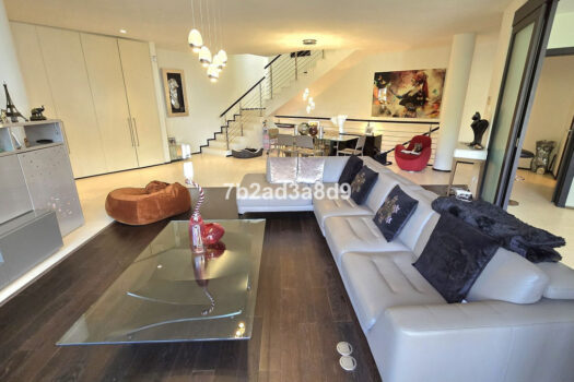 3 Bed Detached Villa for sale in The Golden Mile, Costa del Sol