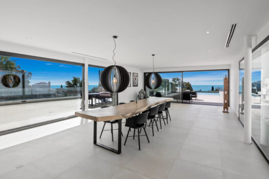 4 Bed Detached Villa for sale in Fuengirola, Costa del Sol