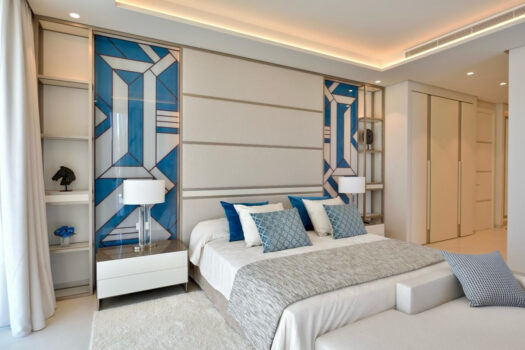 6 Bed Detached Villa for sale in Elviria, Costa del Sol