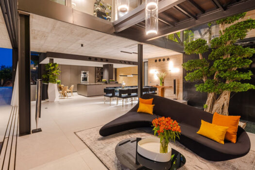 5 Bed Detached Villa for sale in Benahavis, Costa del Sol