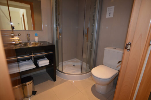 2 Bed Ground Floor Apartment for sale in New Golden Mile, Costa del Sol