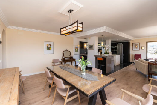 3 Bed Penthouse Apartment for sale in Atalaya, Costa del Sol