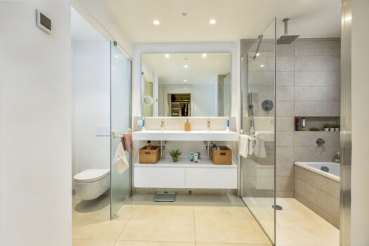 3 Bed Middle Floor Apartment for sale in Fuengirola, Costa del Sol