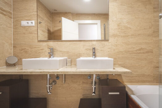 2 Bed Ground Floor Apartment for sale in Los Flamingos, Costa del Sol