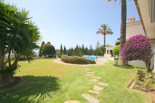 4 Bed Detached Villa for sale in Benalmadena, Costa del Sol