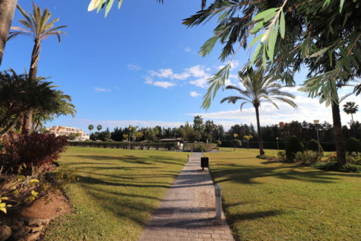 3 Bed Ground Floor Apartment for sale in New Golden Mile, Costa del Sol