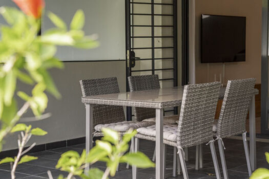 2 Bed Ground Floor Apartment for sale in Los Flamingos, Costa del Sol