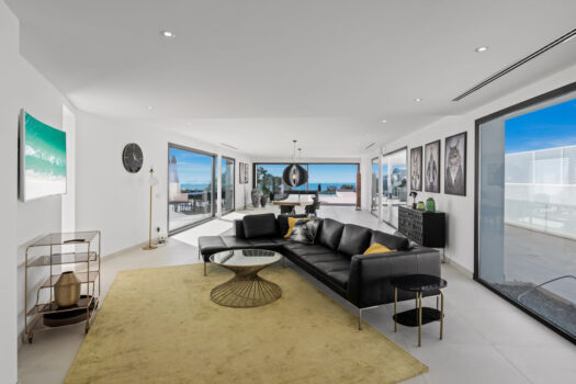 4 Bed Detached Villa for sale in Fuengirola, Costa del Sol