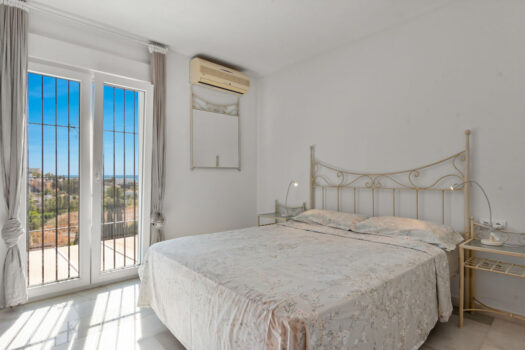 4 Bed Semi Detached Townhouse for sale in Fuengirola, Costa del Sol