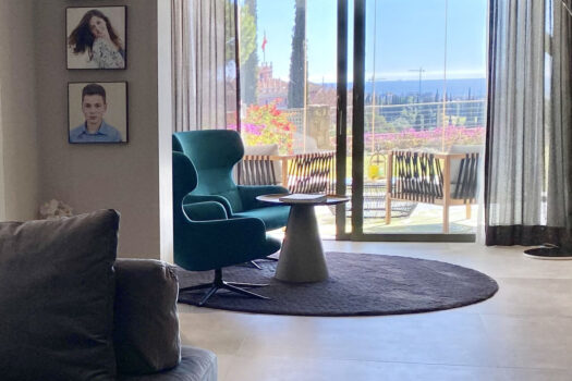 4 Bed Ground Floor Apartment for sale in Los Flamingos, Costa del Sol