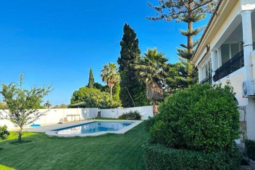 5 Bed Detached Villa for sale in Guadalmina Alta, Costa del Sol