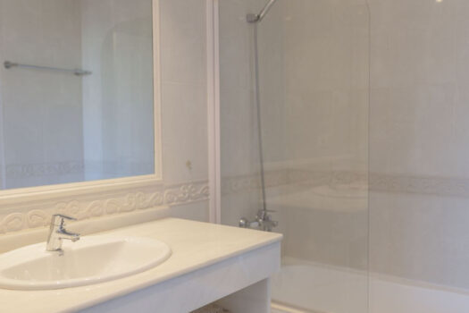 3 Bed Terraced Townhouse for sale in Cabopino, Costa del Sol