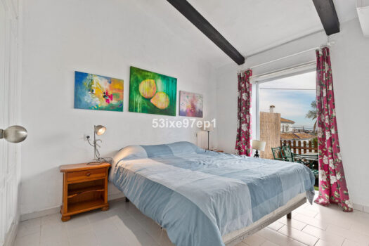 2 Bed Terraced Townhouse for sale in El Coto, Costa del Sol