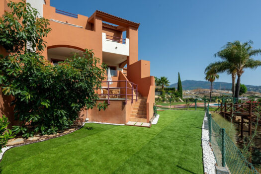 4 Bed Terraced Townhouse for sale in Benahavis, Costa del Sol
