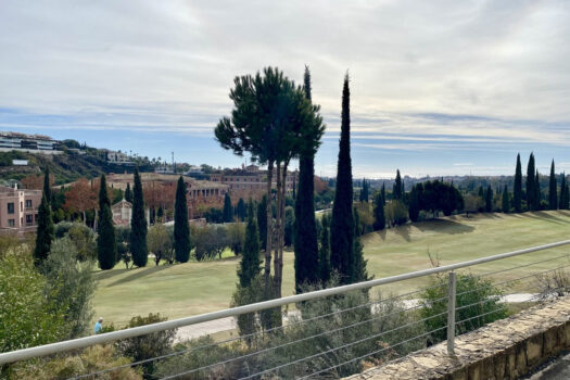 4 Bed Ground Floor Apartment for sale in Los Flamingos, Costa del Sol